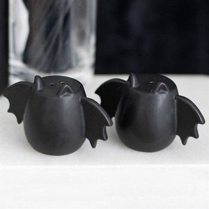Batwing S&P shakers