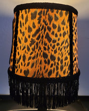Load image into Gallery viewer, Bettie Pin up Lamp